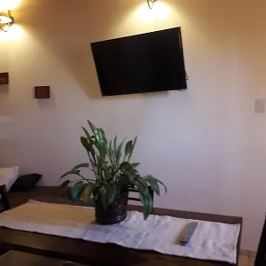 Apartamento Departamento Centrico - A Dos Cuadras De Terminal - Zona Residencial, Mendoza